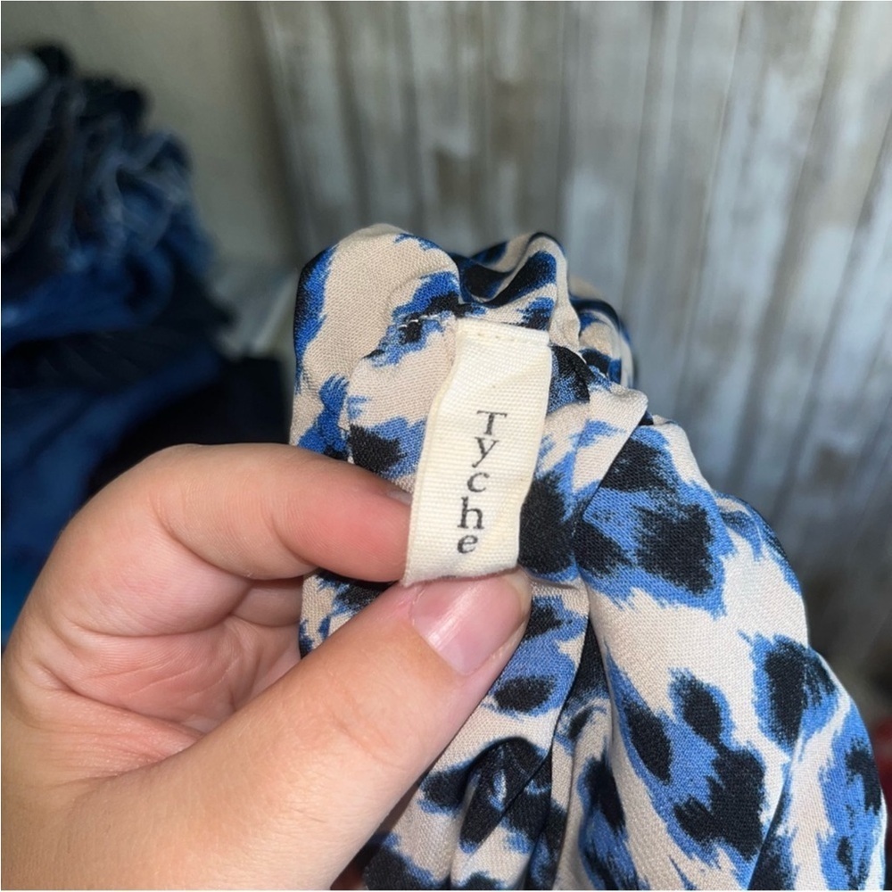 Tyche Blue and Black Leopard Print Halter - Picture 4 of 5